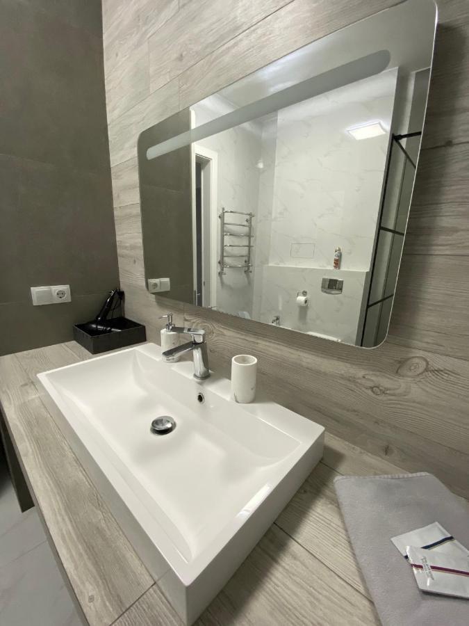 Serbska Apartment Lwów Zewnętrze zdjęcie